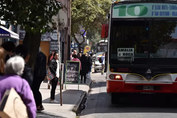 Tras un acuerdo con el Gobierno, se normalizó el transporte público en Tucumán