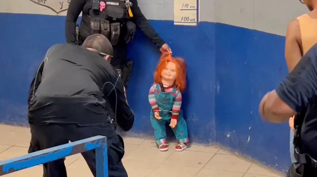 La Policía mexicana arrestó a Chucky, el muñeco diabólico