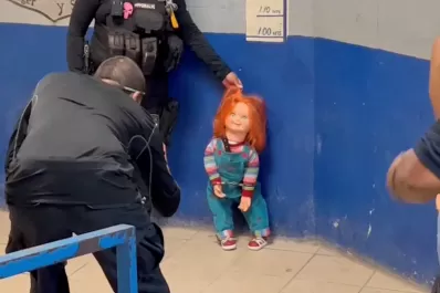 La Policía mexicana arrestó a Chucky, el muñeco diabólico