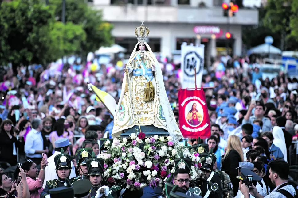 Virgen de la Merced. LA GACETA / FOTO INÉS QUINTEROS ORIOS.