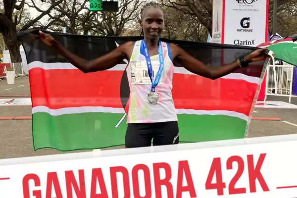 El keniano Kiplagat se quedó con la Maratón de Buenos Aires
