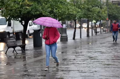 Anuncian cielo cubierto y mucha humedad en el inicio de la semana en Tucumán