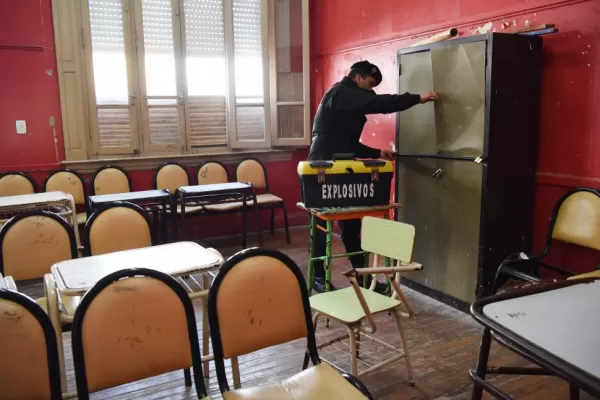 “Vuelvo a amenazar con la bomba, no se preocupen”