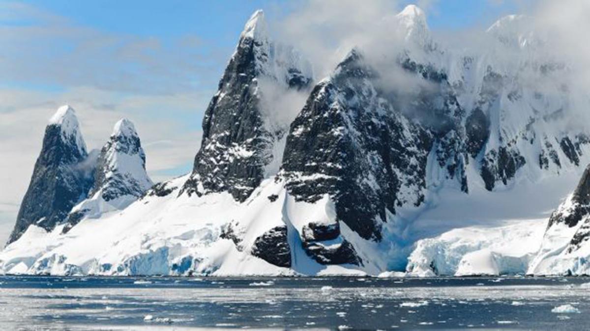 Winter sea ice in Antarctica hits record low
