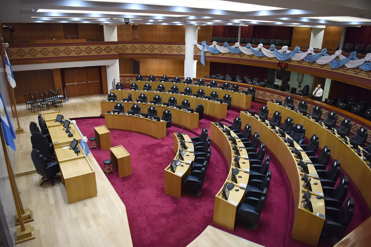 A LA ESPERA. Las bancas de la Legislatura serán ocupadas por nuevos parlamentarios, en un mes donde deberán tomar decisiones de índole interno.