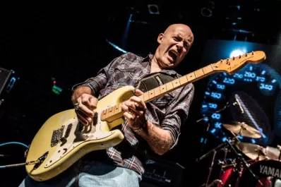 A tono de blues, JAF celebra 50 años