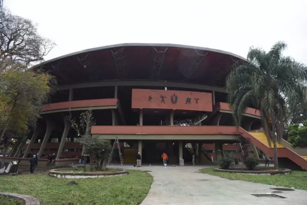 El Palacio de los Deportes sale de su letargo