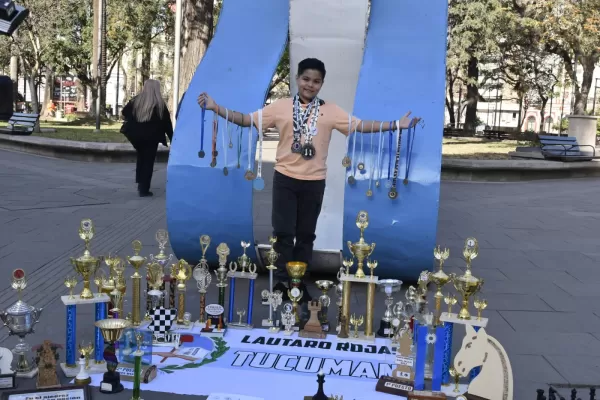 Lautaro Rojas, un coleccionista de trofeos que sueña con ser Maestro