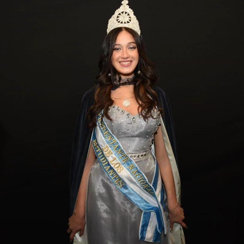 Una tucumana fue coronada Reina Nacional de los Estudiantes en Jujuy