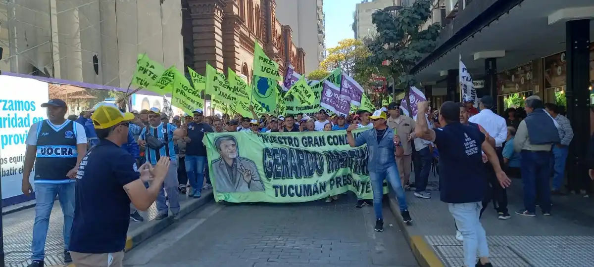 Movilización de la Uocra.