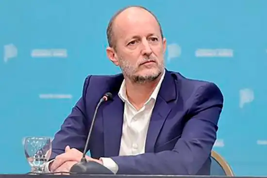 Piden investigar si Martín Insaurralde es dueño de un local que factura $70  millones
