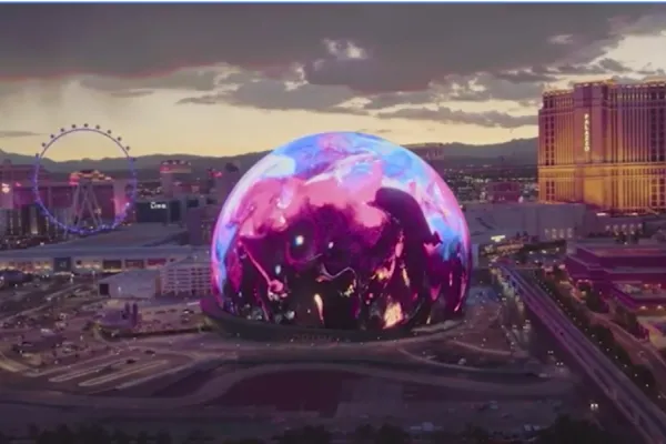 Cómo es el estadio esférico futurista que inaguró U2 en Las Vegas