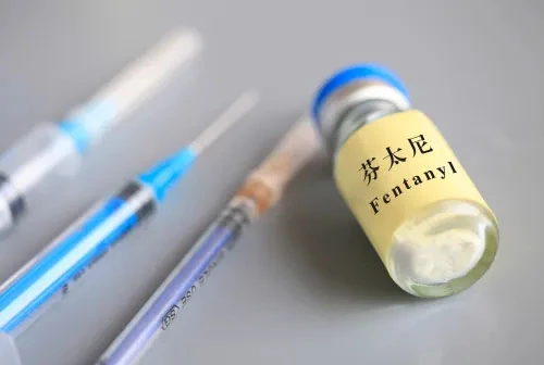 Estados Unidos sanciona a China por tráfico de fentanilo