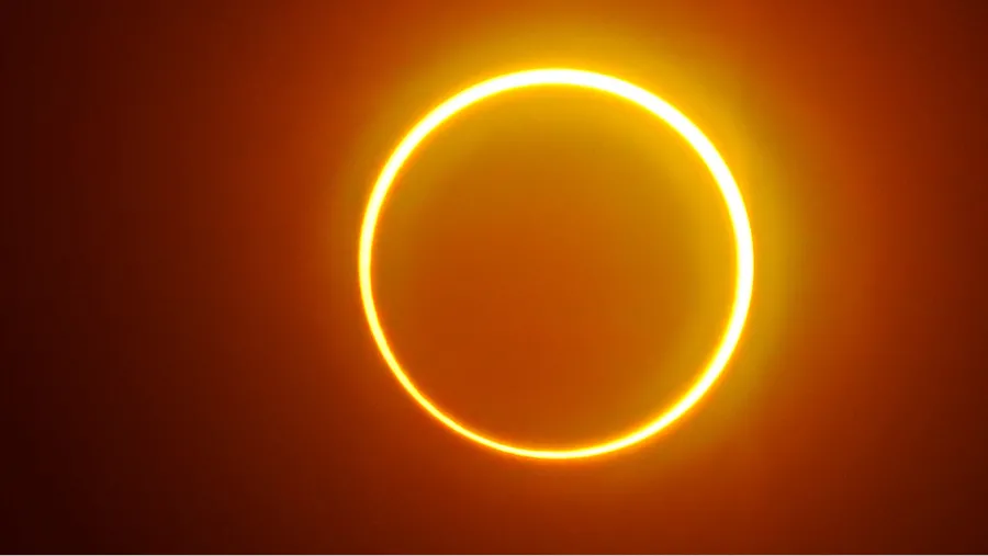 El eclipse anillo lunar es uno de los fenómenos más impactantes del Sistema Solar