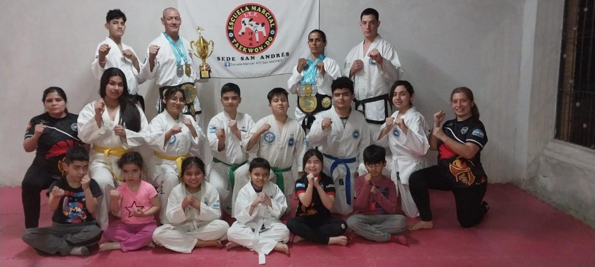 Un matrimonio tucumano se consagró campeón del mundo en taekwondo y va por más