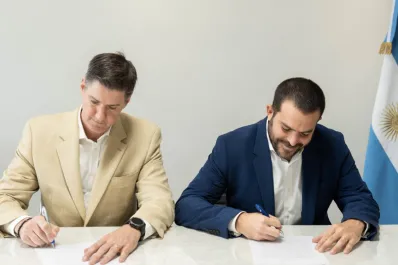 La TCA y la Cámara de Compañías Aéreas en Argentina firmaron un acuerdo