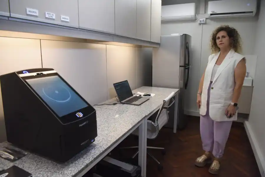 EL equipamiento permitirá obtener un perfil genético en aproximadamente 90 minutos. LA GACETA / ANALÍA JARAMILLO