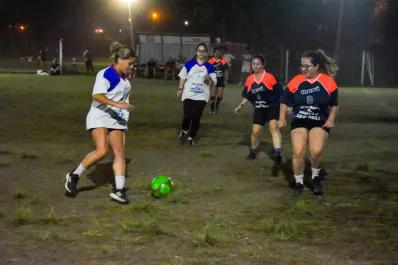Con goles y gambetas, las damas llevaron el mensaje de la donación de órganos