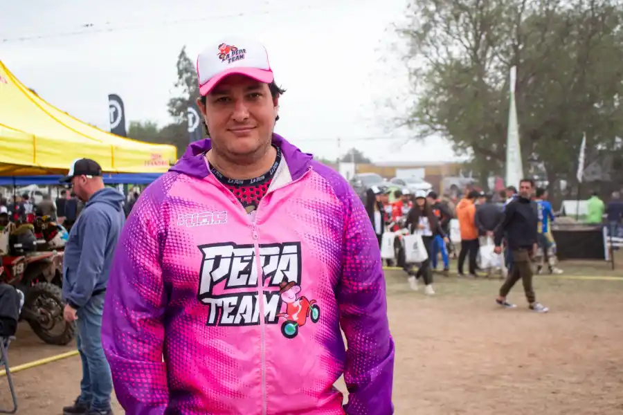 Le ponen color a la fiesta del Transmontaña con Peppa como insignia