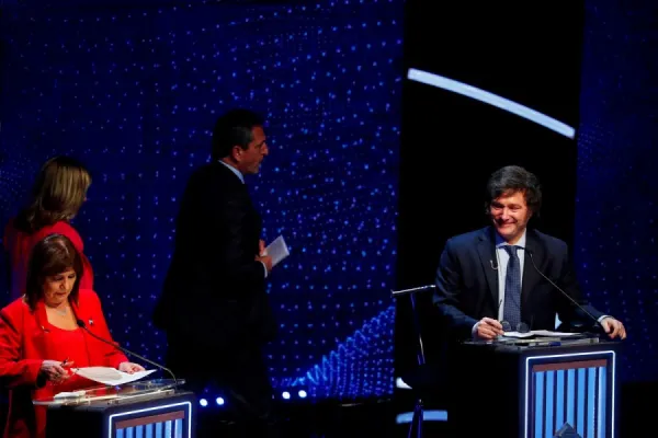 Debate presidencial: el inesperado reto de Sergio Massa a Javier Milei en defensa de Myriam Bregman