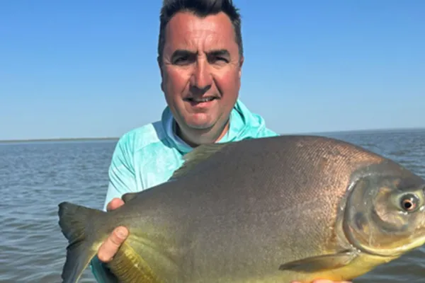 Video del “Milagro” en El Frontal: pescaron un pacú de más de tres kilos