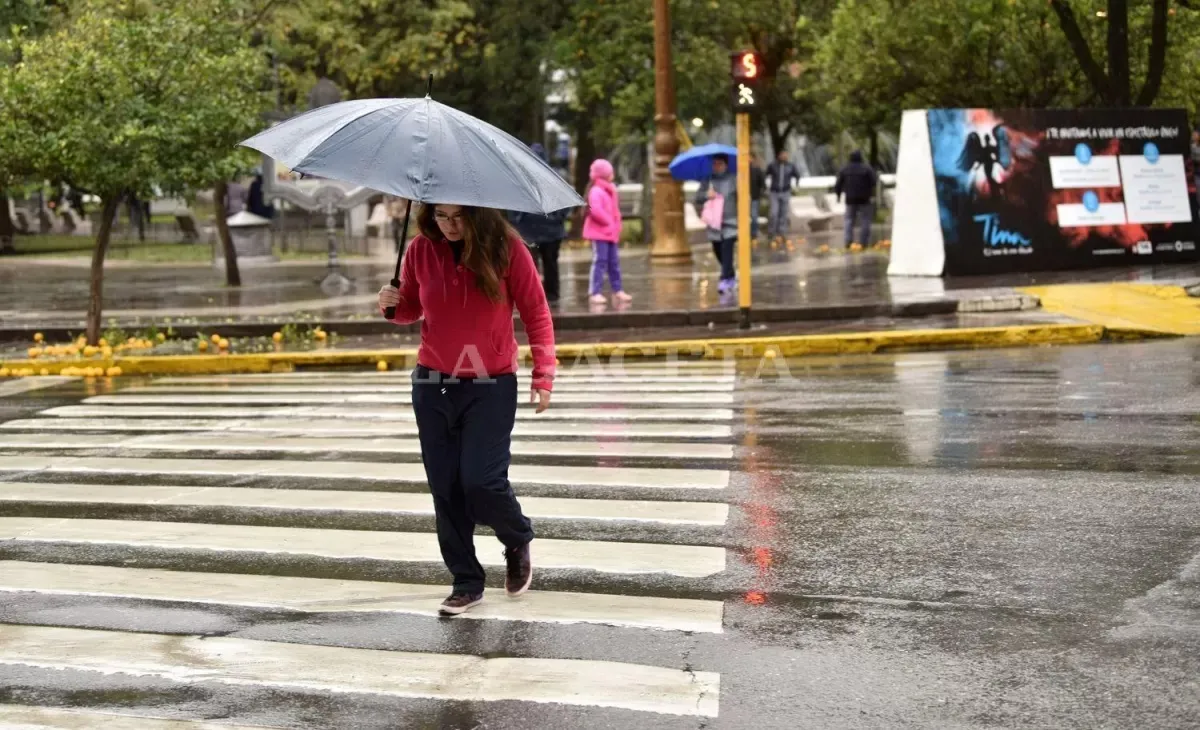 Jornada lluviosa en la capital. LA GACETA / ARCHIVO