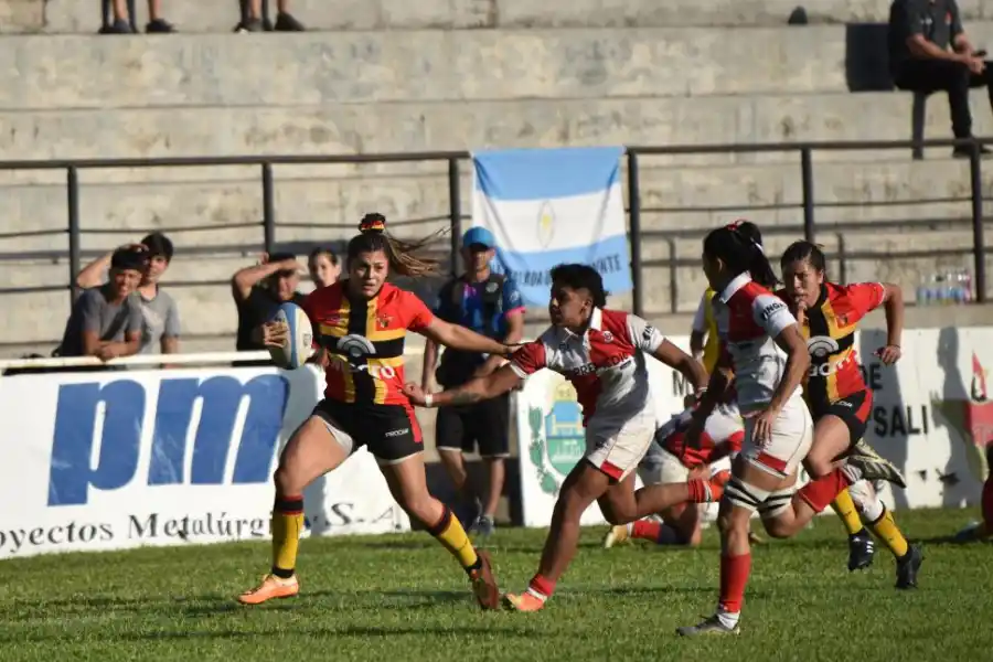 PURA POTENCIA. Azul Medina, una de las figuras del plantel de Cardenales.