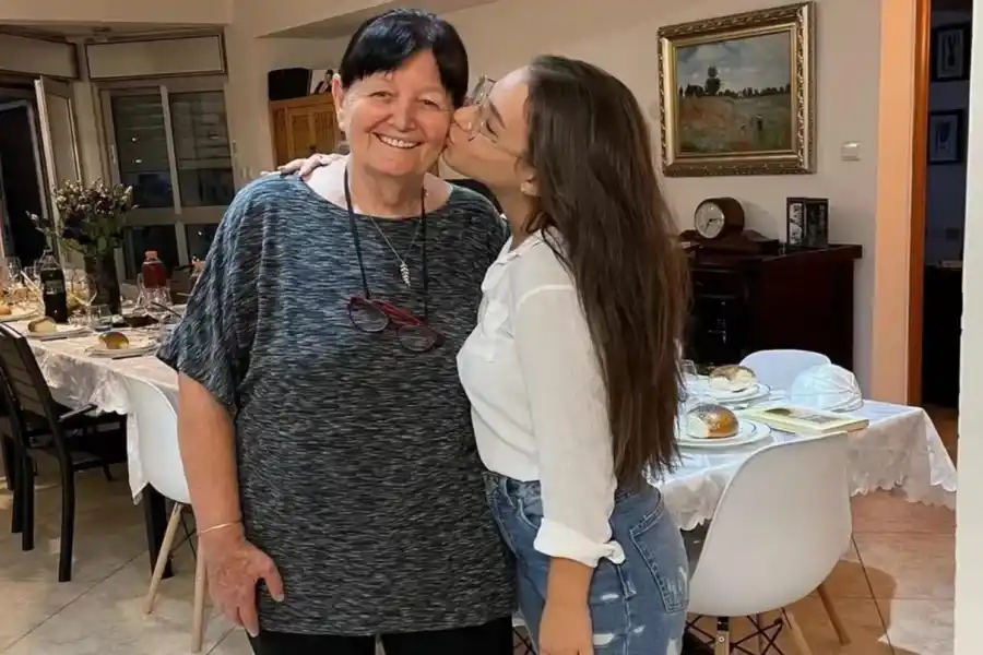 Una joven israelí contó que vio por Facebook cómo ejecutaban a su abuela