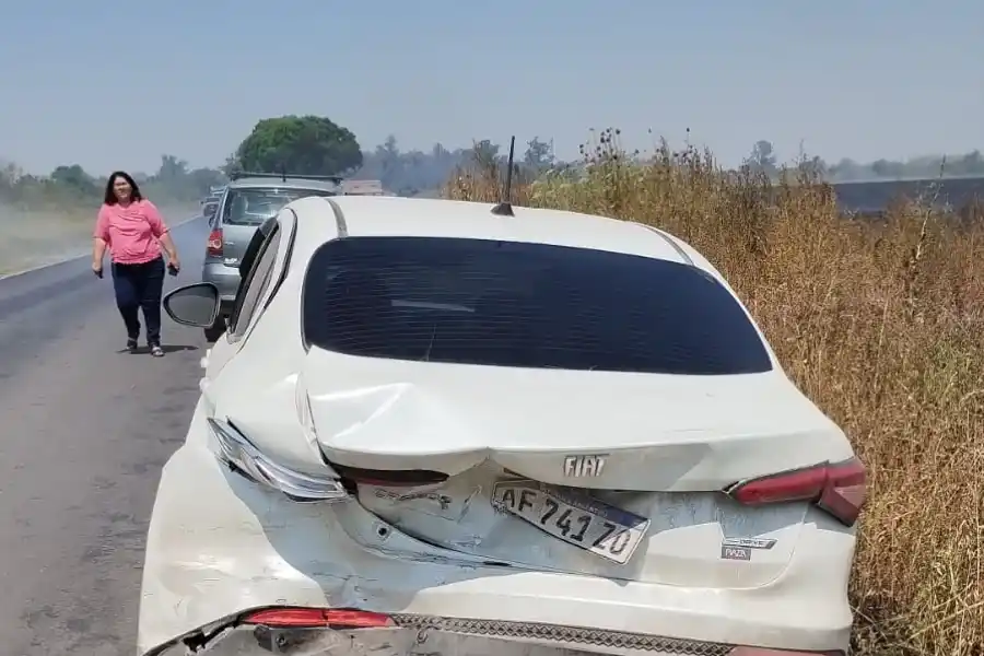 Por la quema de rastrojo se produjo un choque vehicular en cadena