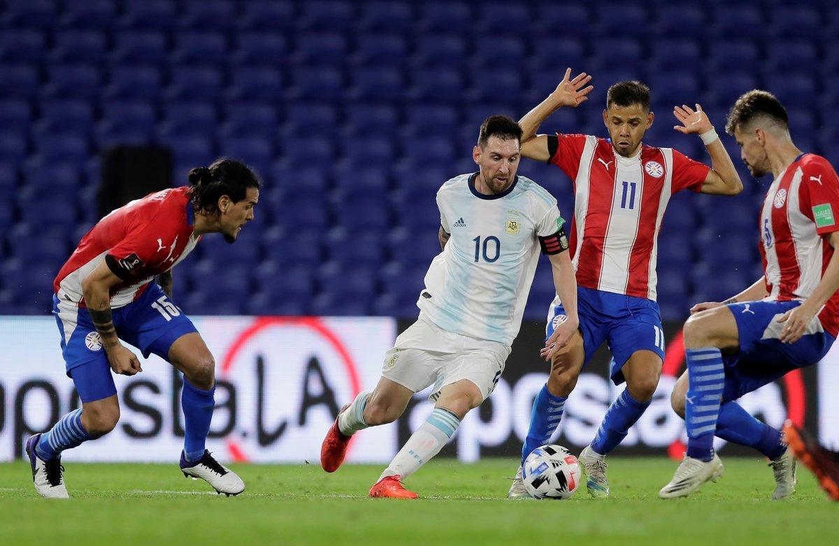 ¿Cómo le fue a Messi enfrentando a Paraguay?