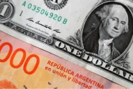 El precio del dólar blue genera dudas y reduce las operaciones en Tucumán