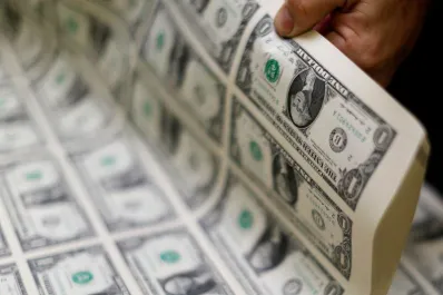 El dólar blue operó sin cambios y cerró a $1.010