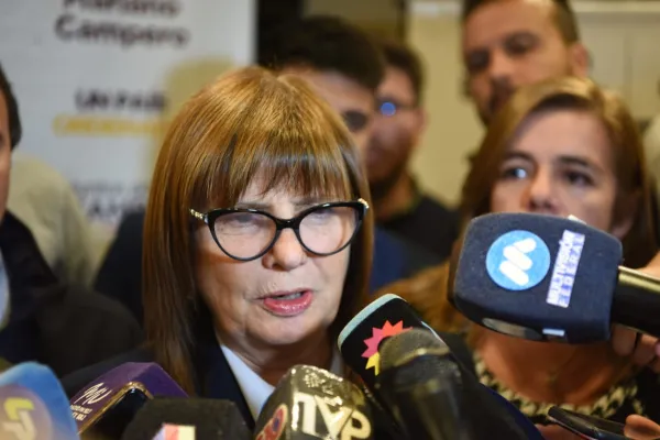 Patricia Bullrich llegó a Tucumán y arremetió contra al Gobierno por la crisis económica