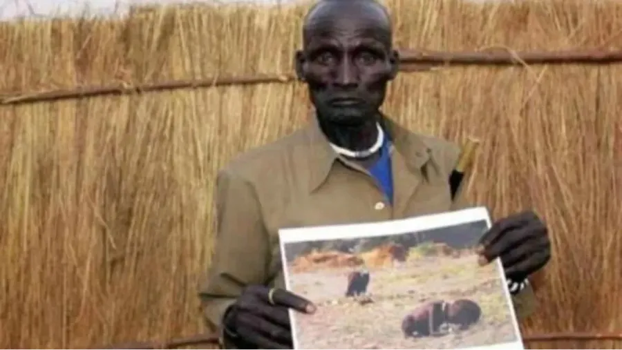 El padre del bebé de la foto contó que murió a las 14 años.