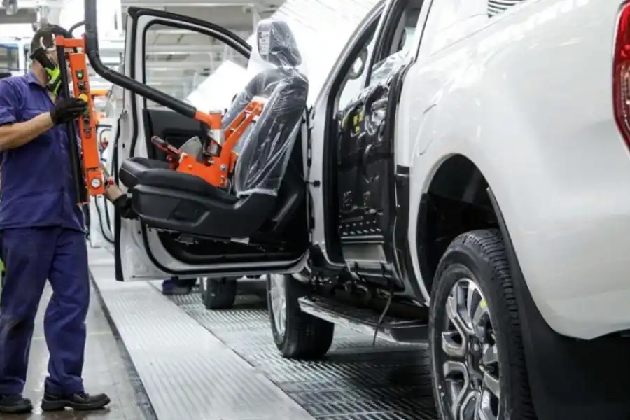 Unificaron el dólar ahorro, turista y Qatar: ¿cómo afecta las compras en el exterior y los servicios de streaming?