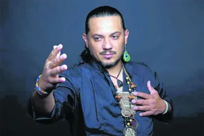 Una noche con el folclore romántico