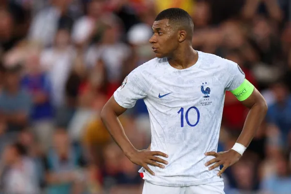 Camino a la Eurocopa 2024: Francia derrotó a Países Bajos, con un golazo de Mbappé