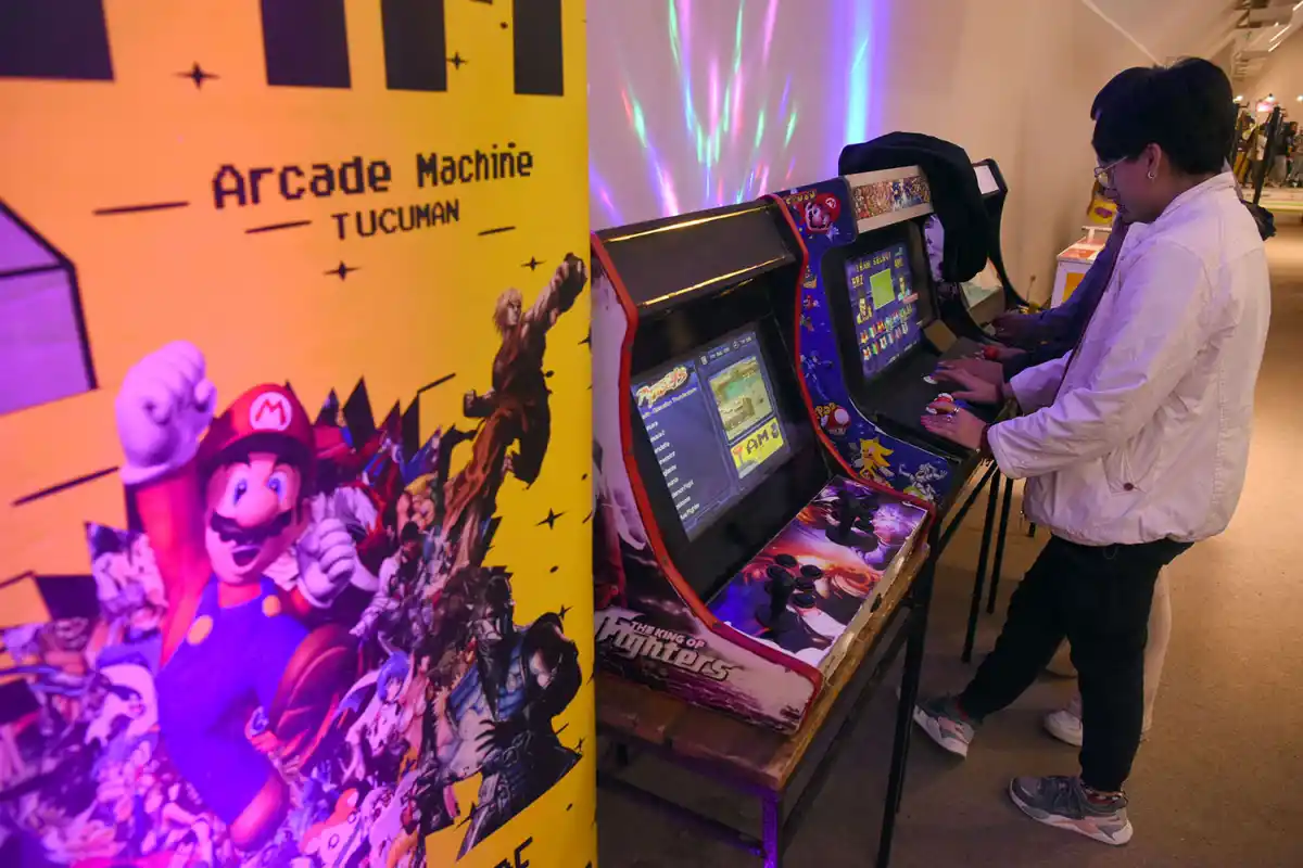 LOS ARCADE. Los videojuegos, otros de los atractivos de la feria. 