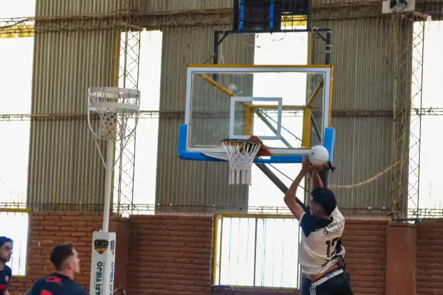 Estudiantes avanza en el torneo de la Liga nacional de Cestoball