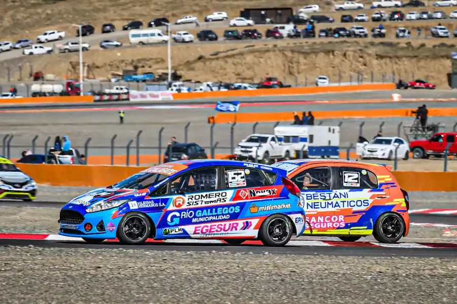 SHOW. Martínez y Bestani protagonizaron el 