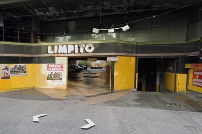 Si me ponés la denuncia, voy a mandar a matarlos: detenido tras robar en un estacionamiento