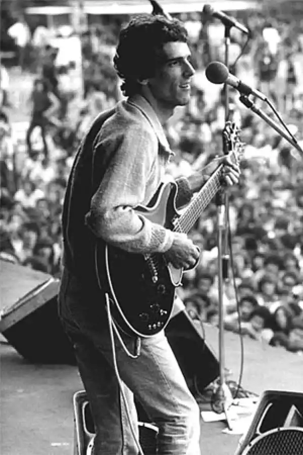 Artaud: hace 50 años Spinetta escribía “Todas las hojas son del viento”