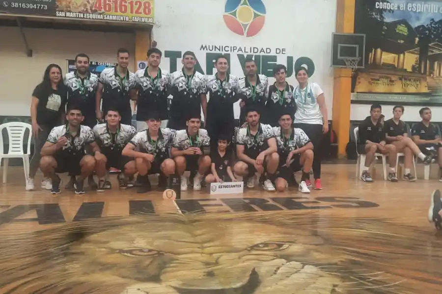 FELICES IGUAL. Aunque no pudieron ganar la final, Estudiantes hizo un muy buen torneo.
