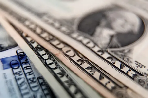 Dólar blue, déficit fiscal y reservas: el panorama económico a las puertas de las elecciones