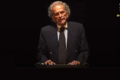 Acto de Milei: uno de los oradores pidió cortar relaciones con el Vaticano