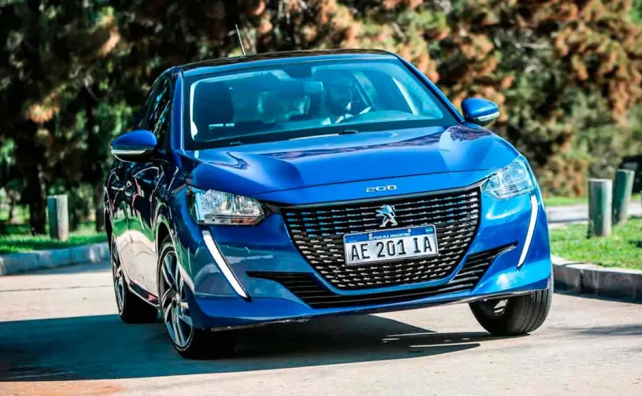 Peugeot 208.