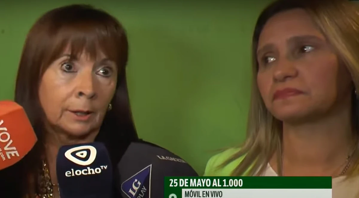 Susana Trimarco y Carola Labrador, madre de Candela Sol Rodríguez. CAPTURA DE VIDEO
