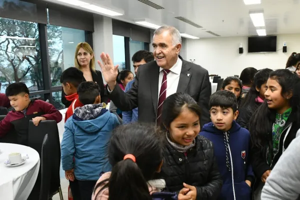 Alumnos de alta montaña visitaron la Legislatura