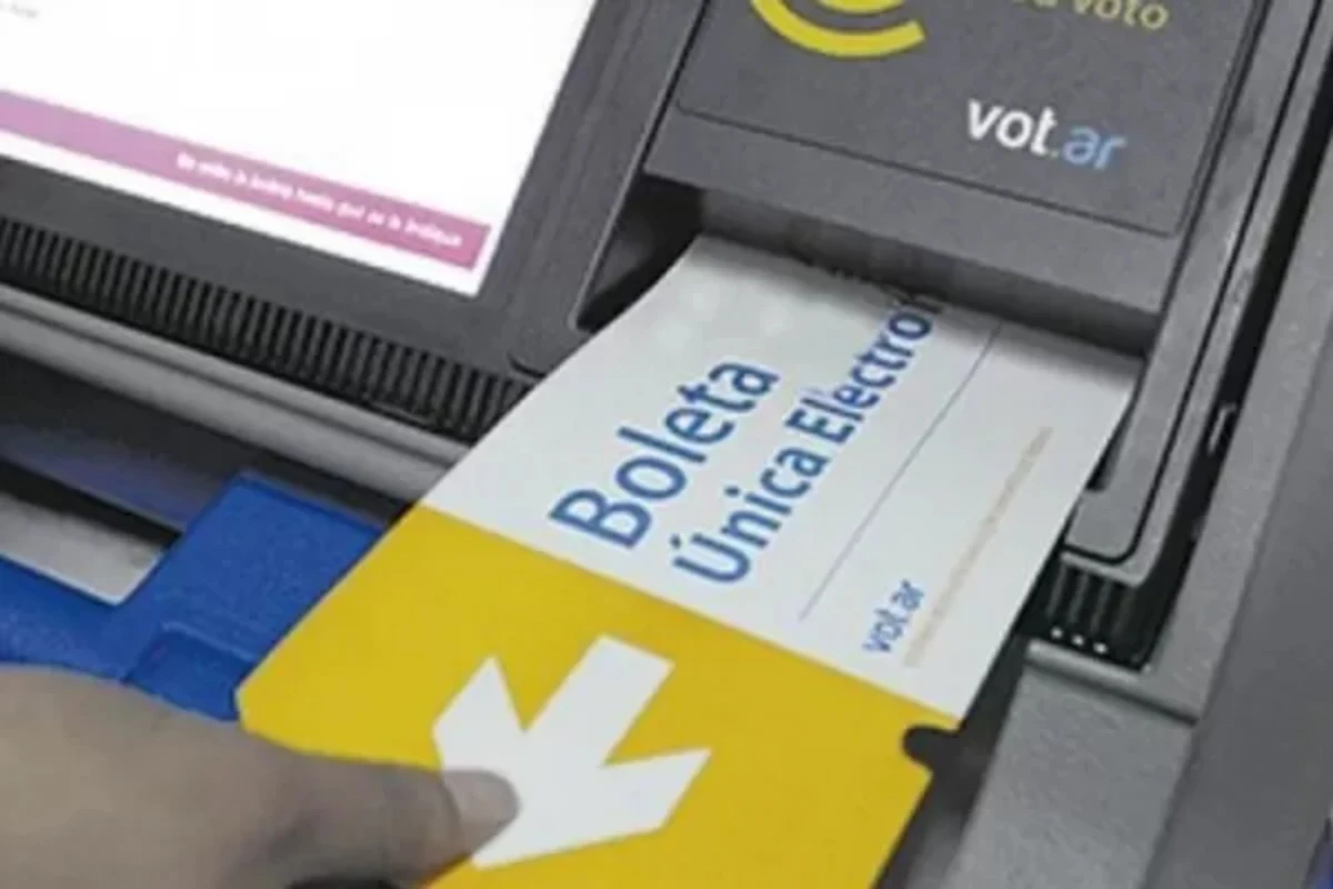 “El sistema de voto electrónico falla”, advirtió Ricardo Sanjuan