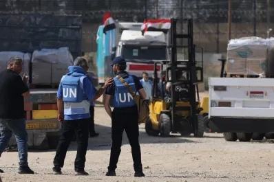 Entraron 20 camiones en Gaza con comida, agua y medicamentos, según la ONU